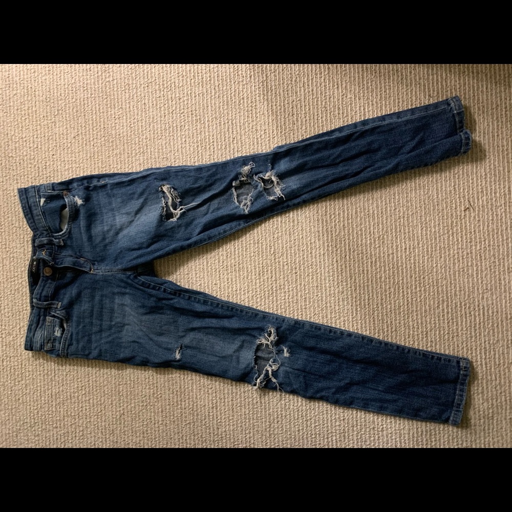 Joe’s Jeans destroyed jeans size 25